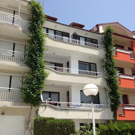 Yanis Guest House Sveti Vlas Esterno foto