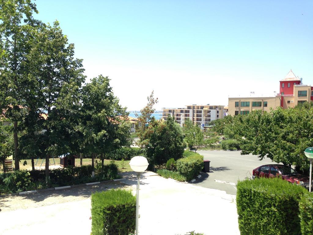 Yanis Guest House Sveti Vlas Esterno foto
