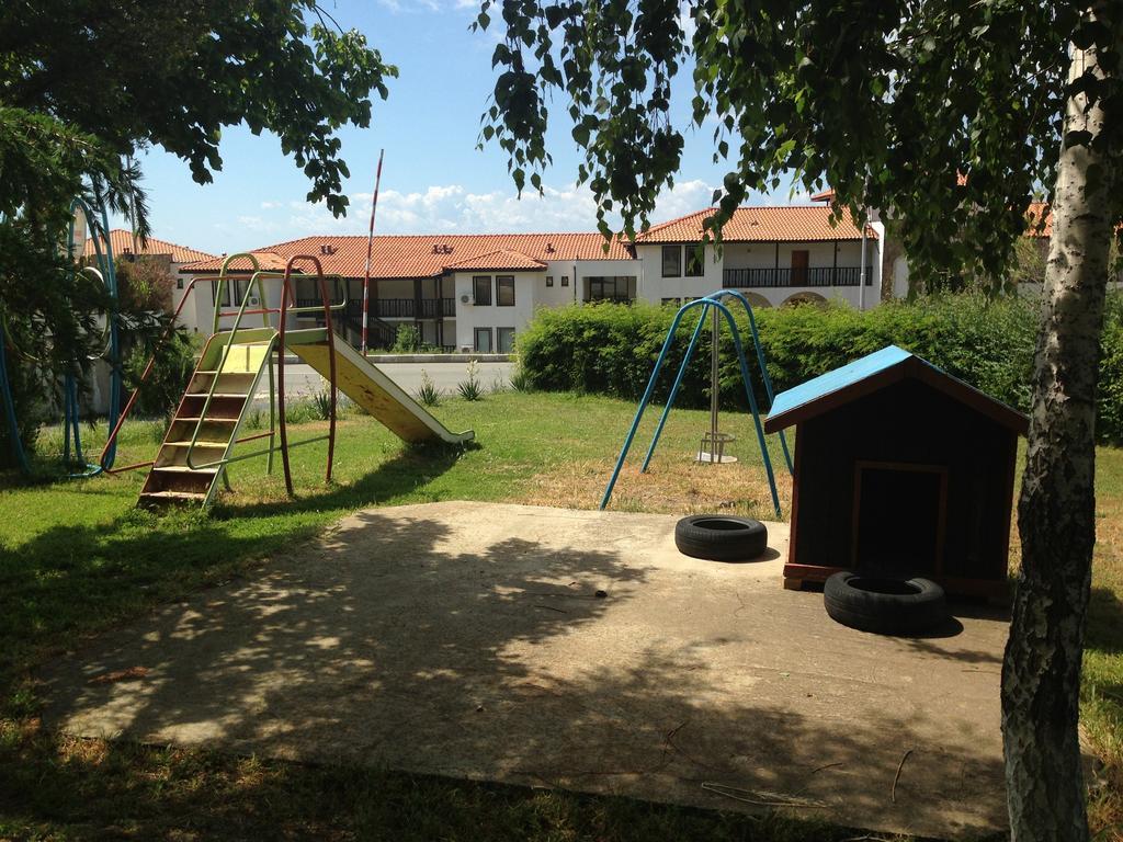 Yanis Guest House Sveti Vlas Esterno foto